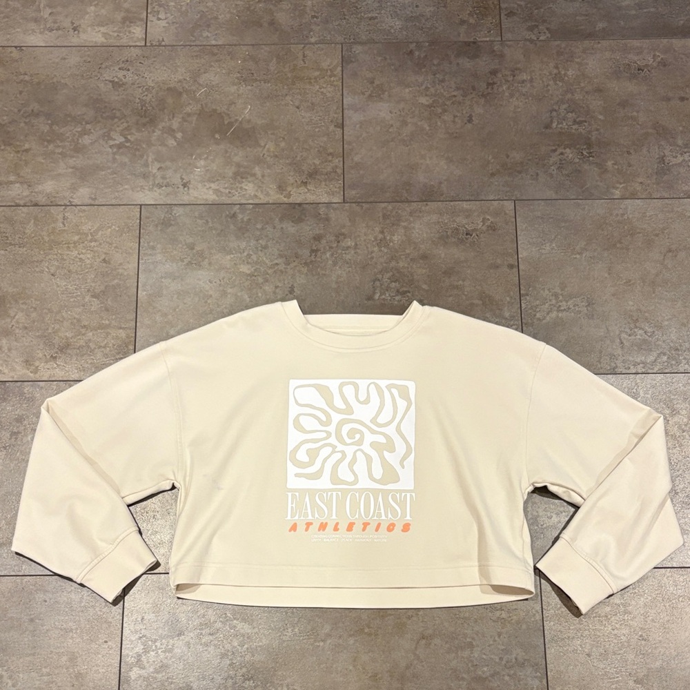 Old Navy East Coast Athletics Cream Cropped Sweatshirt